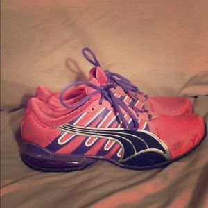 Girls tennis shoes